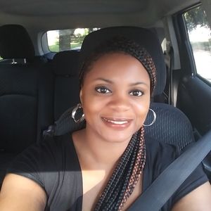 Meet your Posher, Latasha